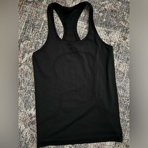 Lululemon Run Swiftly